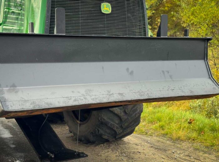 Forwarder John Deere 1210E lamiesz Forwarder John Deere 1210E lamiesz