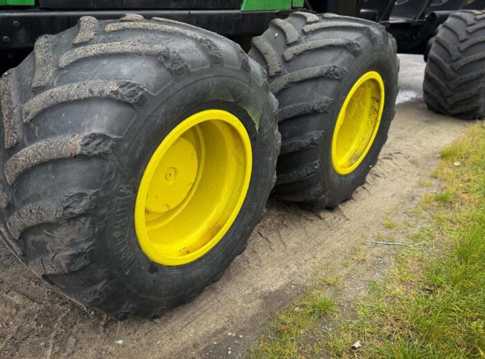 Forwarder John Deere 1210E Räder Forwarder John Deere 1210E koła