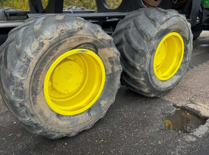 Forwarder John Deere 1210E Räder0 Forwarder John Deere 1210E koła