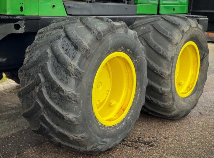 Forwarder John Deere 1210E Räder Forwarder John Deere 1210E koła