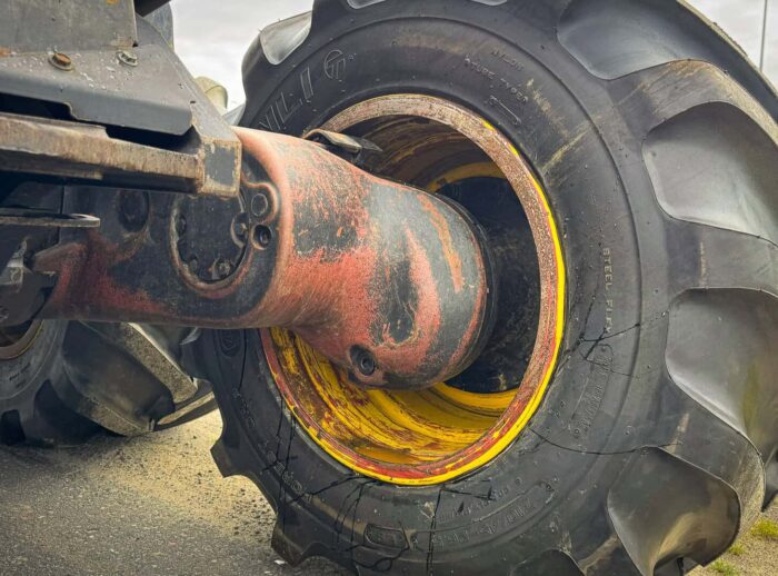 Harvester John Deere 1270G Felge innen Harvester John Deere 1270G wnętrze felgi