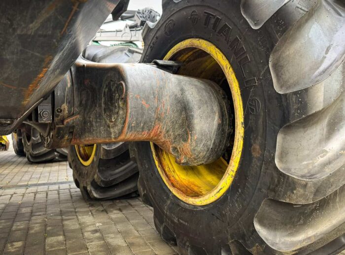 Harvester John Deere 1270G Felge innen Harvester John Deere 1270G wnętrze felgi