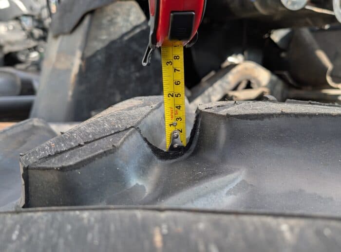 Erntemaschine John Deere 1270G Lauffläche Harvester John Deere 1270G bieżnik