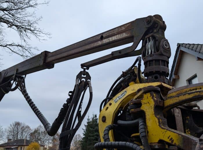 Harvester John Deere 1270D 2007r. żuraw Harvester John Deere 1270D 2007r. żuraw