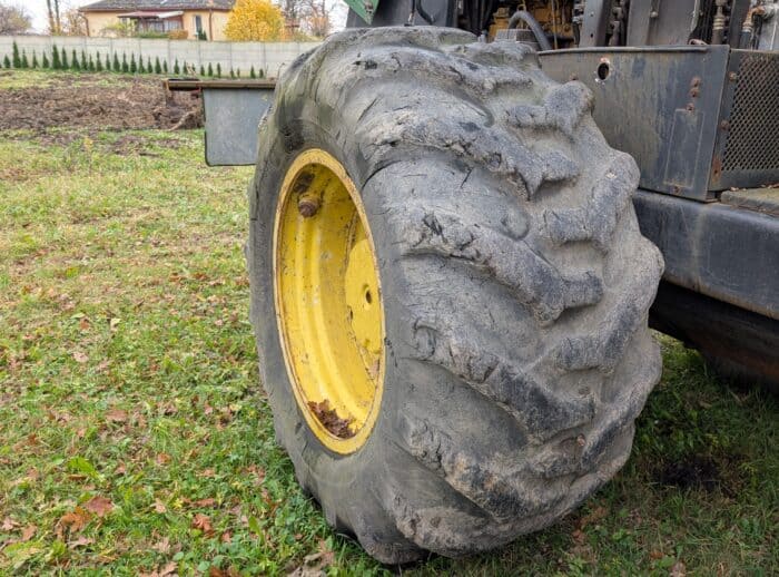 Harvester John Deere 1270D 2007r. koła Harvester John Deere 1270D 2007r. koła
