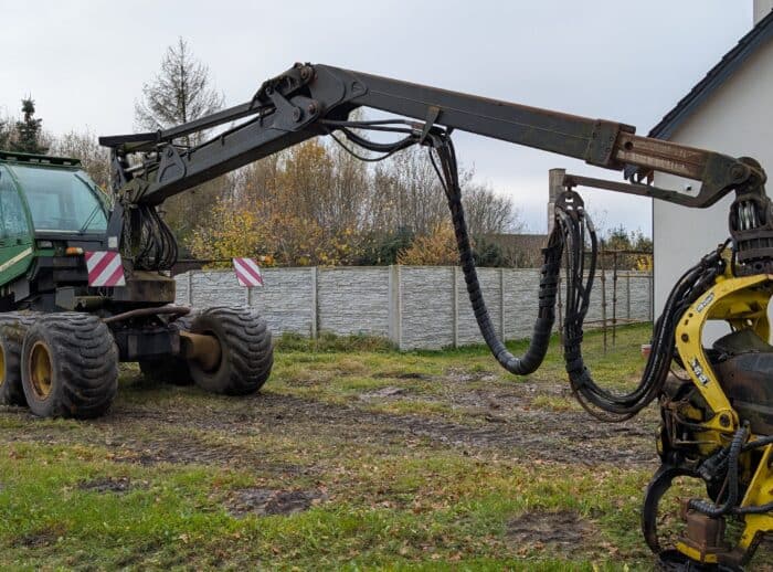 Harvester John Deere 1270D 2007r. Harvester John Deere 1270D 2007r.