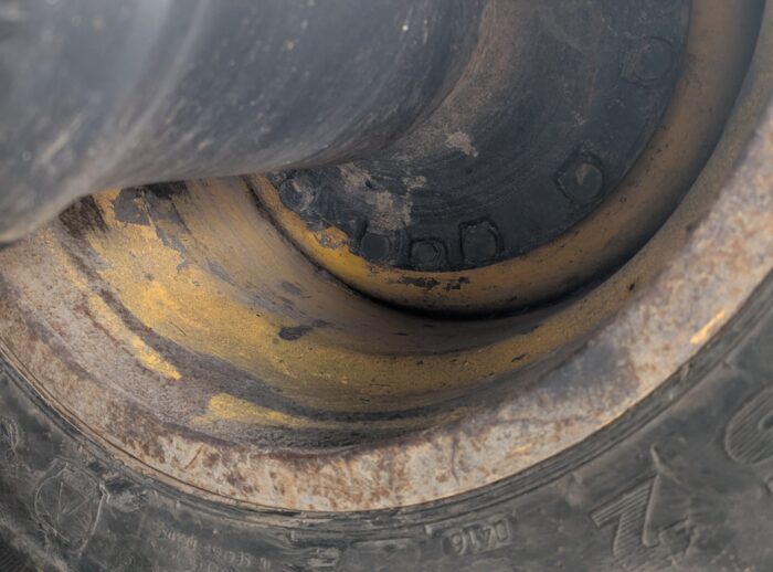 Forwarder PONSSE Wisent 2010 K70+M Innenseite der Felgen Forwarder PONSSE Wisent 2010 r. K70+M wnętrze felg