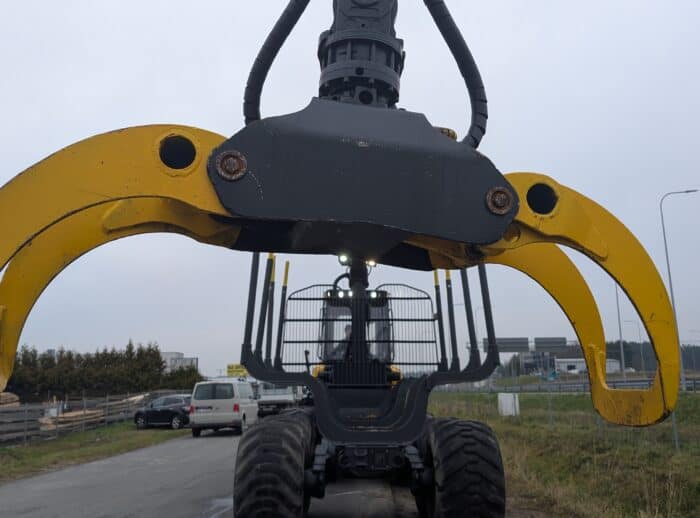 Forwarder PONSSE Wisent 2010 K70+M Greifer Forwarder PONSSE Wisent 2010 r. K70+M chwytak