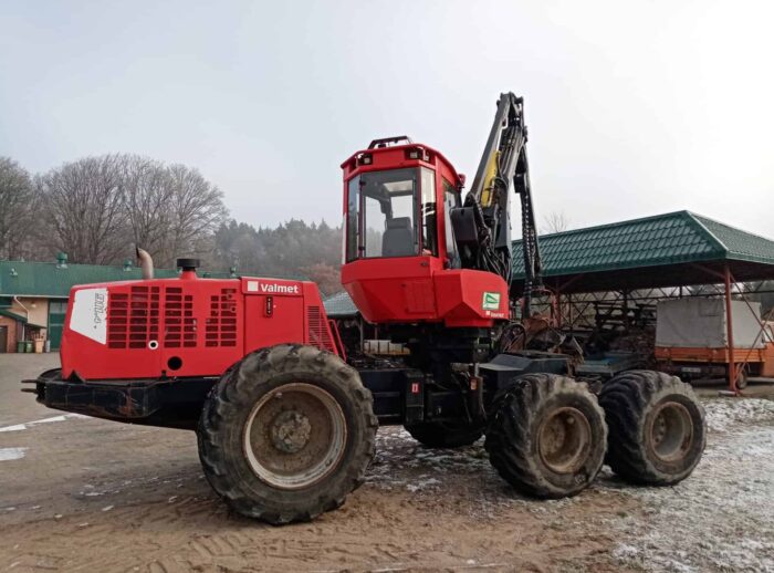 Valmet 911.4 harvester, 2010. Harwester Valmet 911.4 2010r.