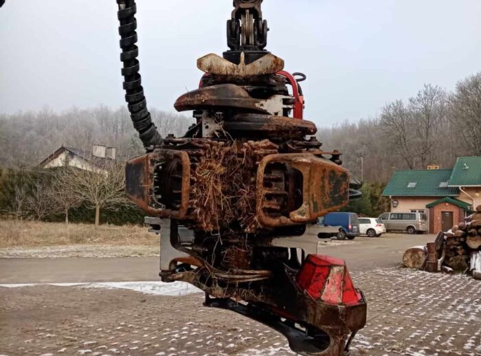 Valmet 911.4 harvester, 2010, 365 harvester head Harwester Valmet 911.4 2010r. głowica 365